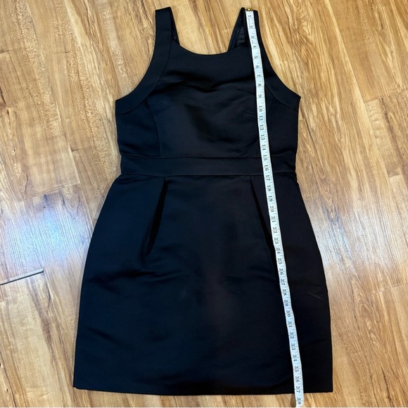Kate Spade Black Bow Back Faille Sleeveless Sheath Mini Dress Size 14 - Picture 4 of 12